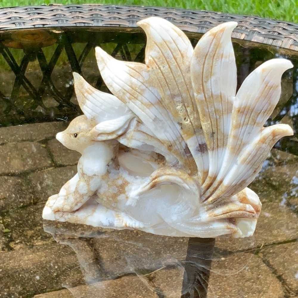 CHERRY BLOSSOM AGATE HAND CARVED NINE TAIL FOX